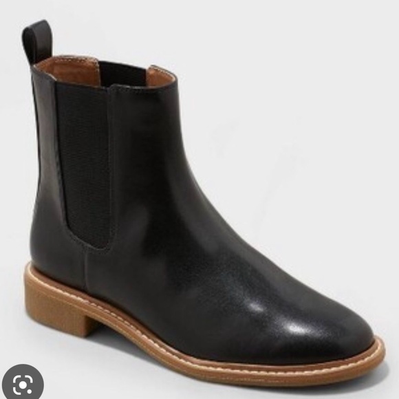 Universal Thread Women Pearl Chelsea Boots Black Faux Leather - Picture 1 of 6